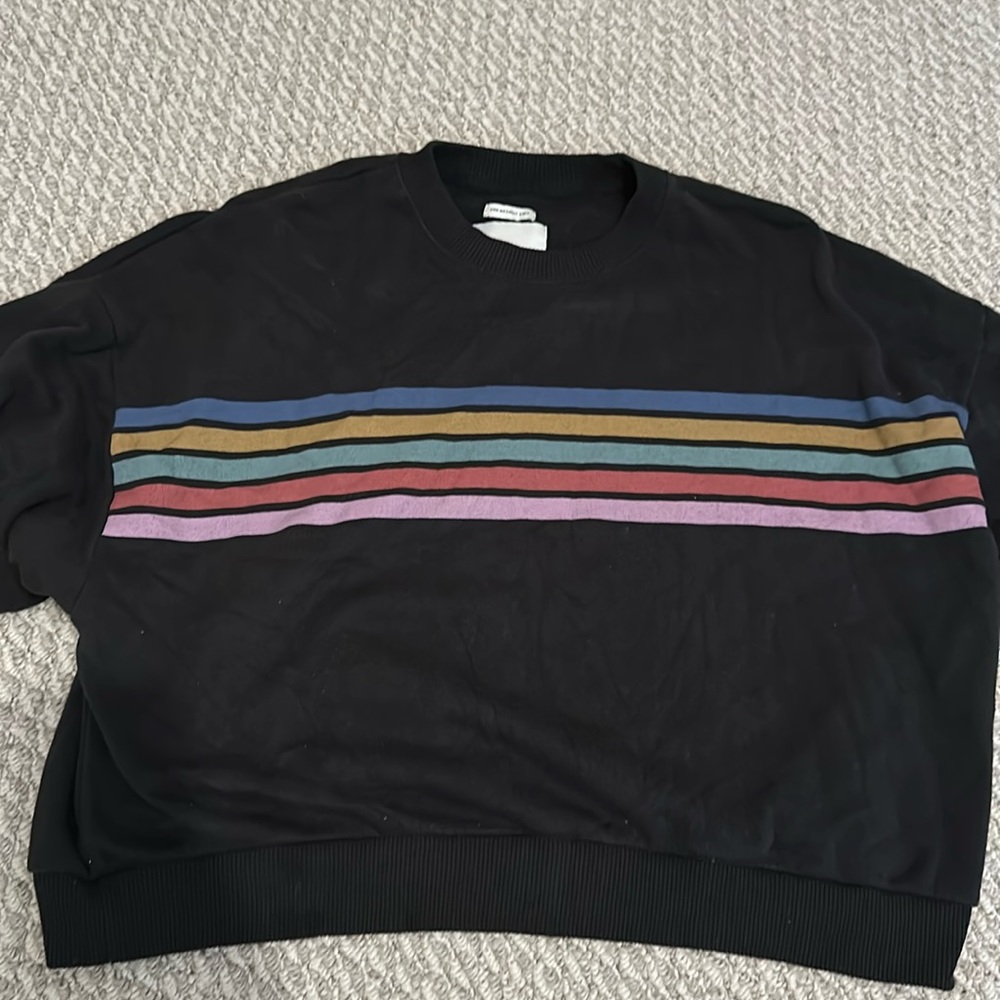 Women’s American eagle crewneck sweatshirt w stripe design. Size XS.